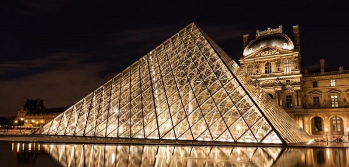 Louvre, 2016'da 10 milyon euro'luk kayba uğradığını açıkladı
