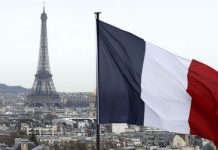 Fransa, turist sayısını 100 milyona çıkarmak istiyor!