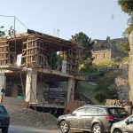 Assos’ta projeye aykırı yapılan otel mühürlendi