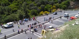 Marmaris’te kaçak tur otobüsü devrildi!