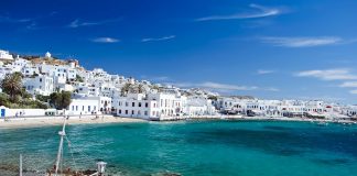 Turistik bölgelerdeki yerel nüfusun aşılanmasını planlıyor