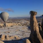 Kapadokya turizmine “yerli turist” dopingi Göreme, Nevşehir ili Merkez ilçesine bağlı bir beldedir. En önemli geçim kaynağı turizmdir. Göreme kasabasının eski isimleri Matiana, Korama, Maccan ve Avcılar'dır. Göreme ile ilgili 6. yüzyıla ait bir belgede ilk olarak "Korama" adına rastlanıldığından dolayı en eski adının bu olduğu düşünülmektedir.