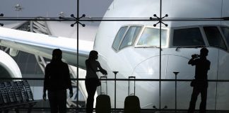 Almanya, Yunanistan’dan gelen yolcuları didik didik arıyor!