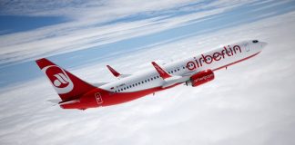 Air Berlin son uçuşuyla pistlere veda etti