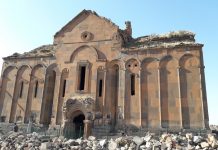 Ani Harabeleri Gezi Rehberi: Unutulmuş Bir İmparatorluğun İzinde Ani Harabeleri Gezi Rehberi: Unutulmuş Bir İmparatorluğun İzinde