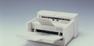 Canon 20 yıl öncesinin heyecanını yeniden yaşıyor