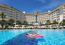 Rus turizmciden uyarı: Türkiye otelleri pahalılaşacak!