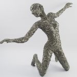 Serap Kurtuluş’un telden heykelleri Aatelye Galeri’de sanatseverlerle buluşuyor!