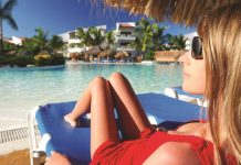 Ertuğrul Özkök: Mikonos’ta 10 Bin Euro’ya Şezlong Kullanan Yeni Zengin Türkler Var mı? Ertuğrul Özkök: Mikonos'ta 10 Bin Euro'ya Şezlong Kullanan Yeni Zengin Türkler Var mı?