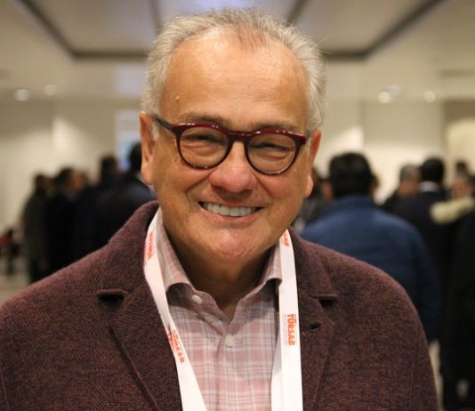 TÜRSAB Onursal Başkanı Talha Çamaş: Genel Kurul Sakin Geçti, 14 Bin Üyede 2.500 Katılım Düşük TÜRSAB Onursal Başkanı Memnun Talha Çamaş