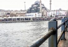 İstanbul’un tarihi siluetini bozan görüntüye eleştiri İstanbul'un tarihi silueti bozuluyor.