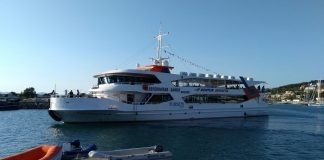 Sığacık-Samos Adası feribot seferleri yeniden başladı