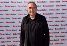 Sunay Akın: Türkiye turizminde entellektüel dokunuşlar eksik!