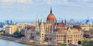 Rusya Vatandaşlarına Yeni Vize Kolaylıkları Getiriyor Rusya Vatandaşlarına Yeni Vize Kolaylıkları Getiriyor