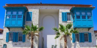 Yazlıkta yerli kiralıyor, yabancı satın alıyor