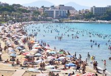 Ege sahillerindeki oteller yüzde 90 doluluk oranına ulaştı