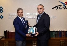 İlk resmi kabulünde yıllardır birlikte çalıştığı meslektaşlarını ağırladı Turizm Bakanı Ersoy'un Yeni Döneminde TÜRSAB İlişkileri: Beklentiler ve Olası Senaryolar