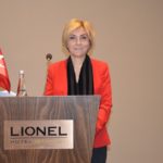 Müberra Eresin: Bazı fuarlarda Türk bayrağının dalgalanması çok önemli!