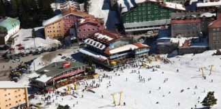 Erken yağan kar Uludağ’da sezonu şimdiden başlattı! Uludağ'da Yılbaşı Tatilinde Yüzde 100 Doluluk Bekleniyor! Otelciler Ne Diyor?