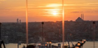 Tünel Buselik’te unutulmaz bir yılbaşı