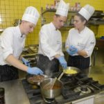 Genç aşçılara istihdam garantisi