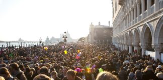Bu ülkelerde turiste yer yok! Dünya nüfusu