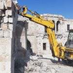 Kapadokya’da ruhsatlı çirkinlikler duruyor, ruhsatsız güzellikler yıkılıyor!