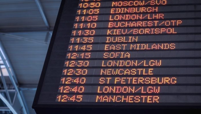 flight board havalimanı