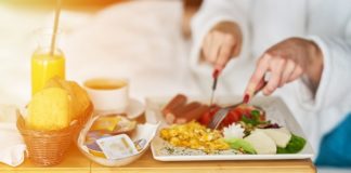 Kahvaltı servisi oteliniz için nasıl bir kâr merkezi olabilir? açık büfe kahvaltı, oda kahvaltı