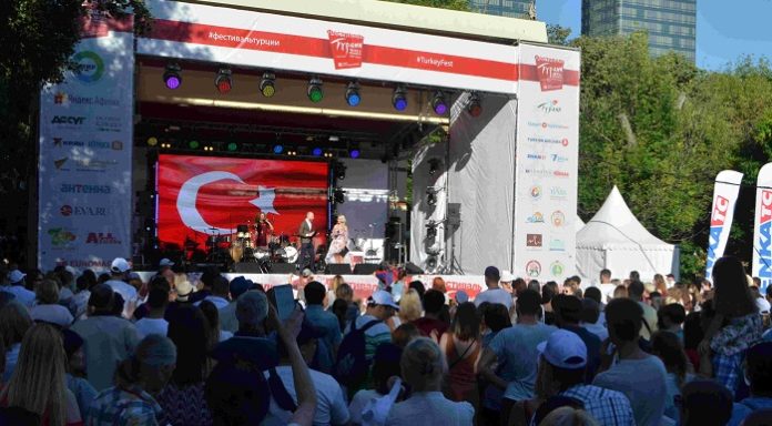 rusyaturkiyefestivali (1)