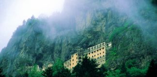 Trabzon Rus Muhaliflerin Kalesi Oldu Trabzon Rus Muhaliflerin Kalesi Oldu