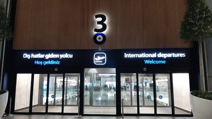 İstanbul Havalimanı yolcu karşılama için acentalara ve rehberlere açıldı