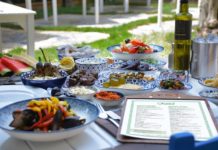 Yaz akşamlarının yeni mekanı Grasidi Meyhane