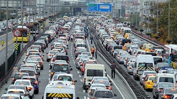 İstanbul'da trafik bildiğiniz gibi.