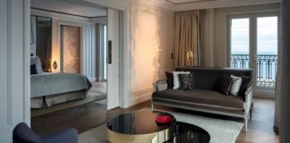 Hôtel de Paris Monte-Carlo Catellani & Smith tarafından aydınlatıldı Hôtel de Paris Monte-Carlo