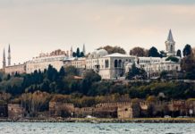 Topkapı Sarayı’ndaki bazı eserler ‘uygun bir yere’ taşınacak! Topkapı Sarayı Gece Ziyaretlerine Açıldı