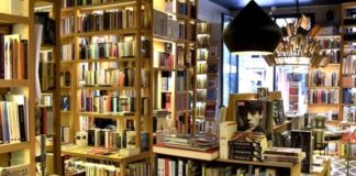 İstanbul’un kitap durakları, bekleme yapmak serbest Minoa Kitapevi. Foto:Hokkadan.com