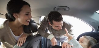6 adımda araç içinde çocuk güvenliği