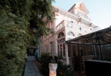 Buselik Fenerbahçe’deki yeni şubesini açtı