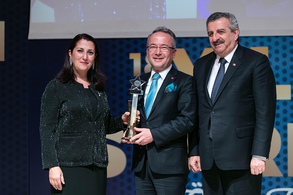 Progroup Ödül alırken