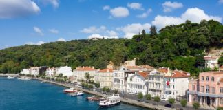 İstanbul’un yalılarını turizme kazandırdı