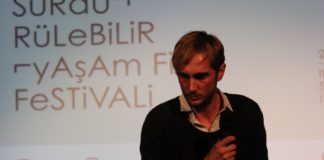 Joe Holles: Turizm güzel hayaller üzerine kurulu bir araç Turist İstilası Overbooking filminin yapımcısı Joe Holles