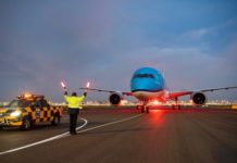 KLM, “Çevre Dostu” yeni bir Dreamliner’ı daha filosuna kattı