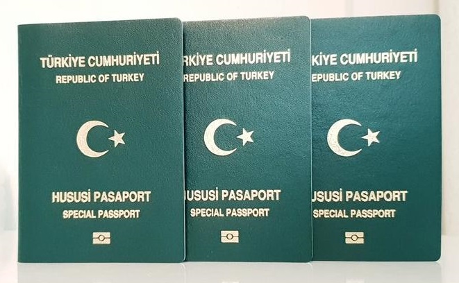 AB’den Vizesiz Seyahat Açıklaması: Yeşil Pasaportlular ETIAS’tan Muaf
