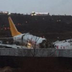 İzmir-İstanbul seferini yapan Pegasus Havayolarına ait uçak pistten çıktı