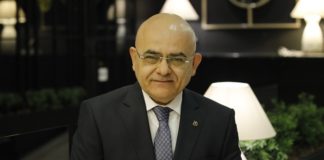 Dedeman Palandöken yönetiminde bayrak devri