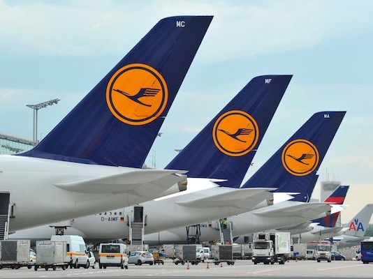 Lufthansa’dan Üç Havayoluna Üst Düzey Atama Lufthansa'dan 9 Milyar Dolarlık Uçak Siparişi