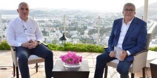 Bakan Ersoy: 70 ülkeye mektup yazdık ve telefon diplomasisine başladık