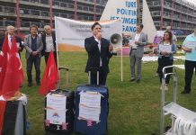 Türk acentecilerden Almanya’daki ilk eylemler