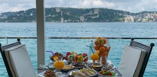 Boğazdaki lezzet durağınız; Pembe Yalı Restaurant